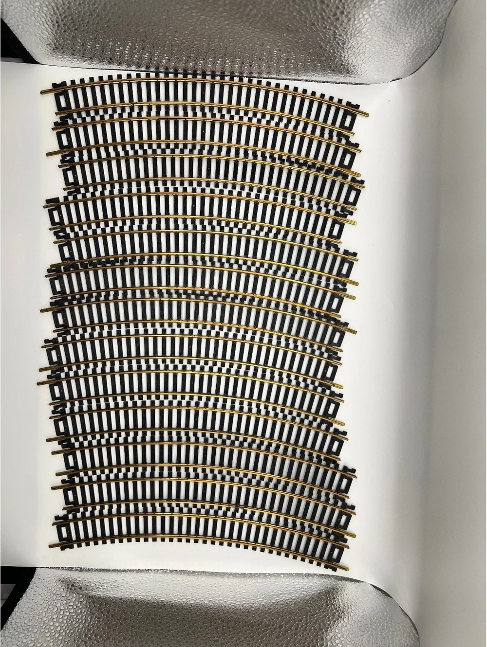 Vintage Lot of 18 HO scale model brass curved train tracks 1 turnout